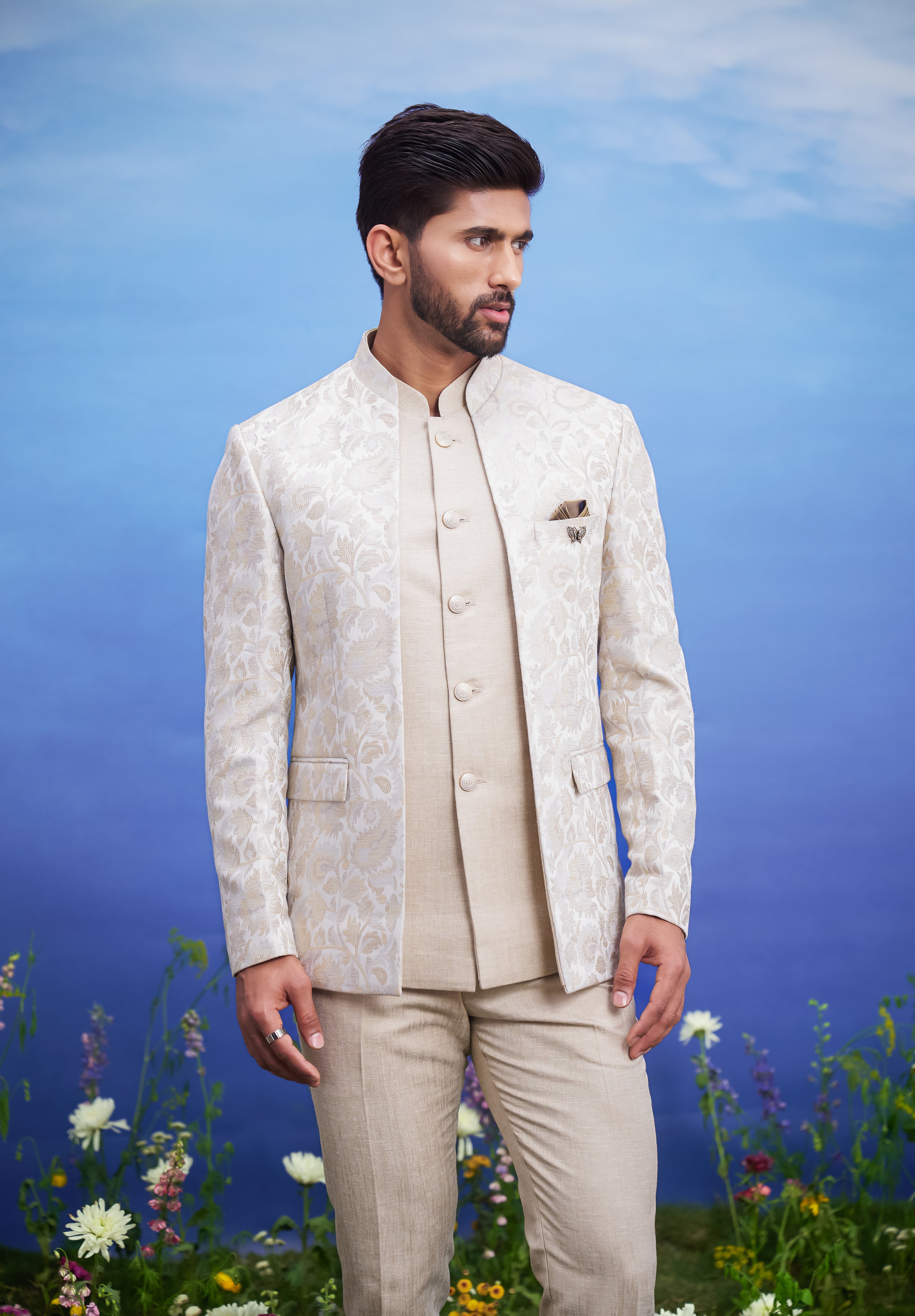 Men's Bandhgala attire, suitable for weddings and festivals, available in sizes 36 to 44 and custom.