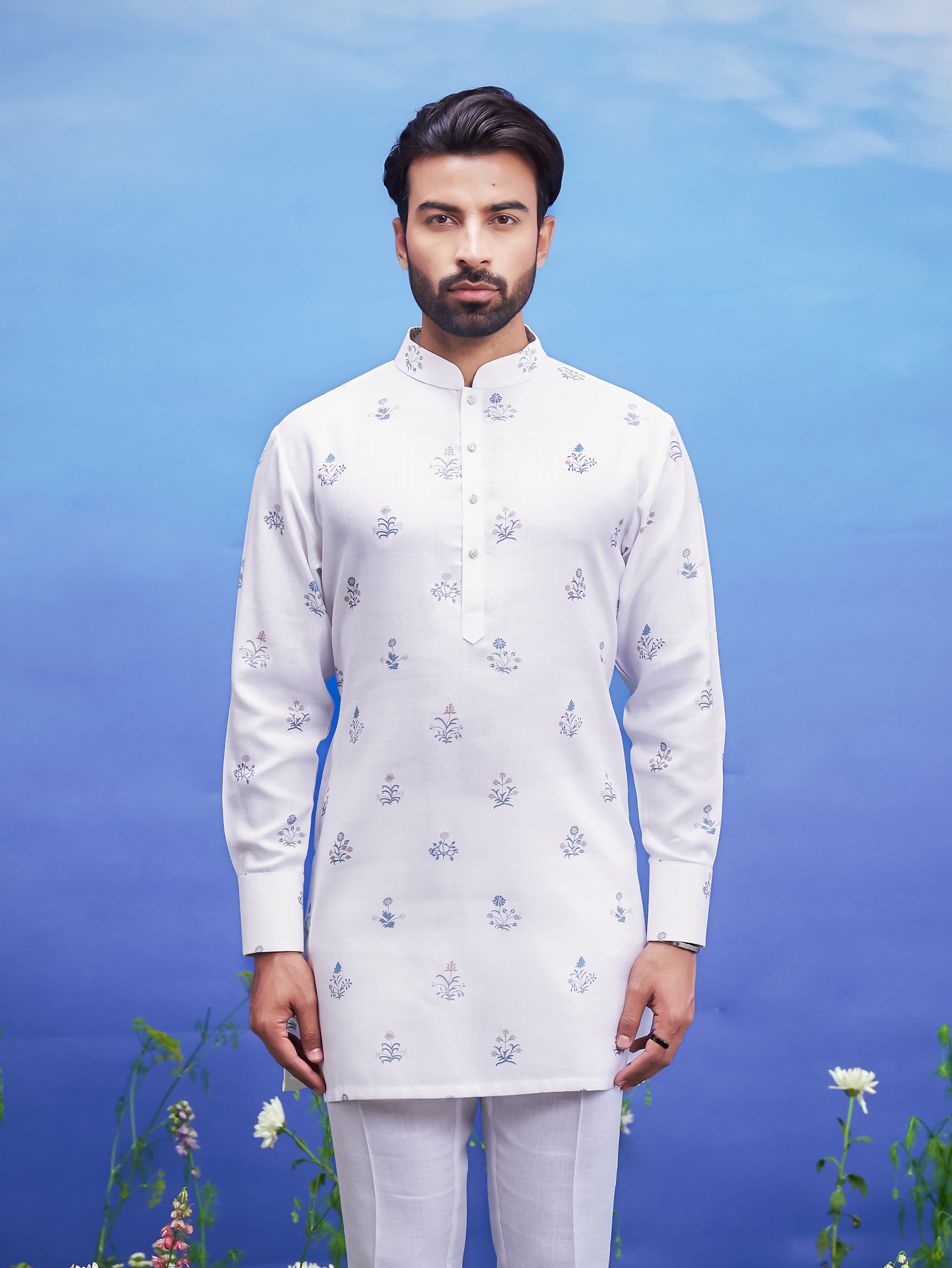 0_0003_WhitePrintedLinenKurtaSet_3.jpg
