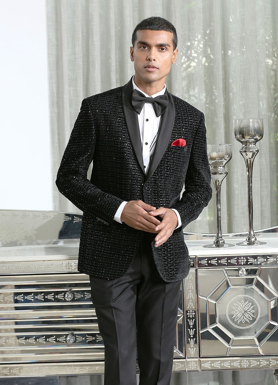 Men's Black Tuxedo - Sophisticated and Stylish

