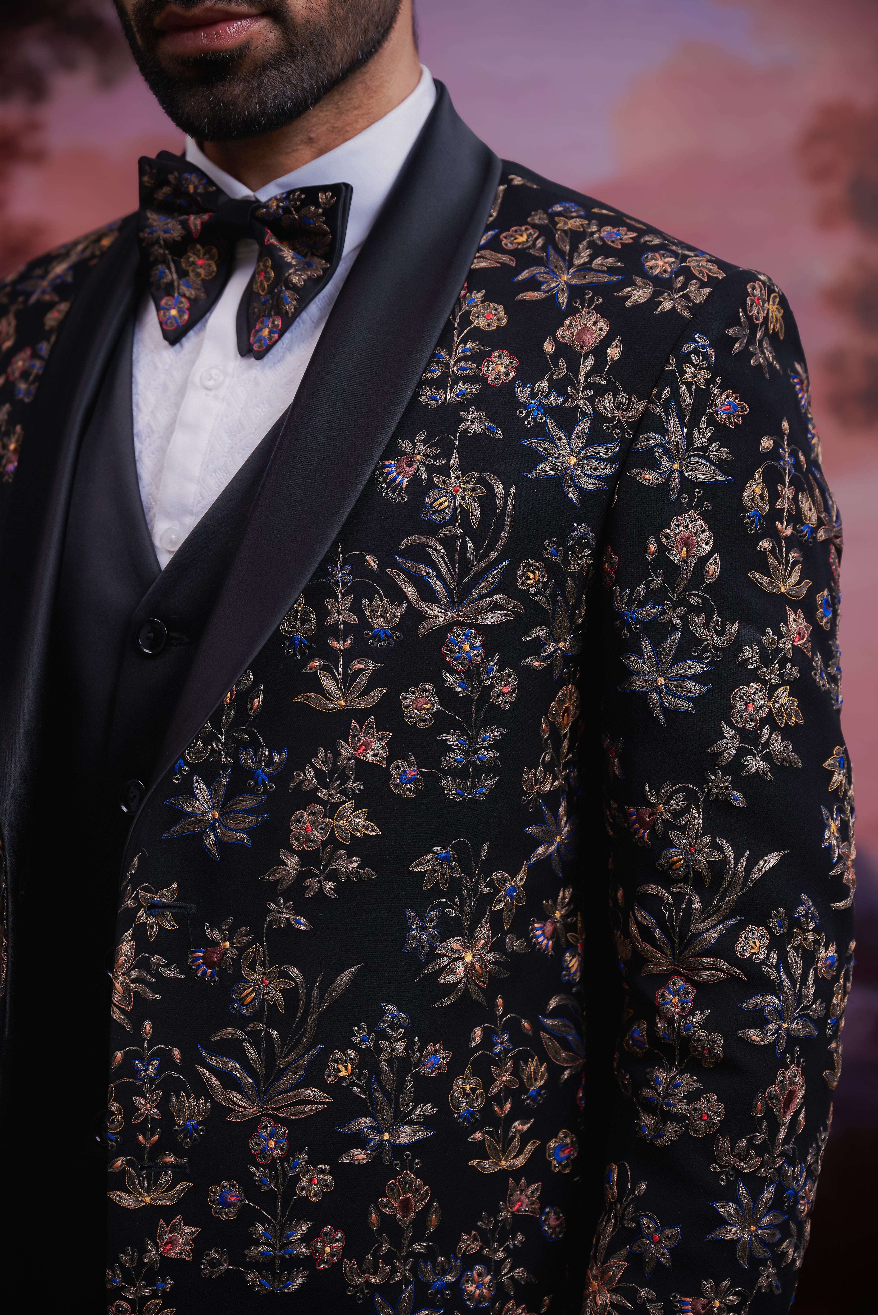 BlackEmbroideredTuxedoSuit_5.jpg