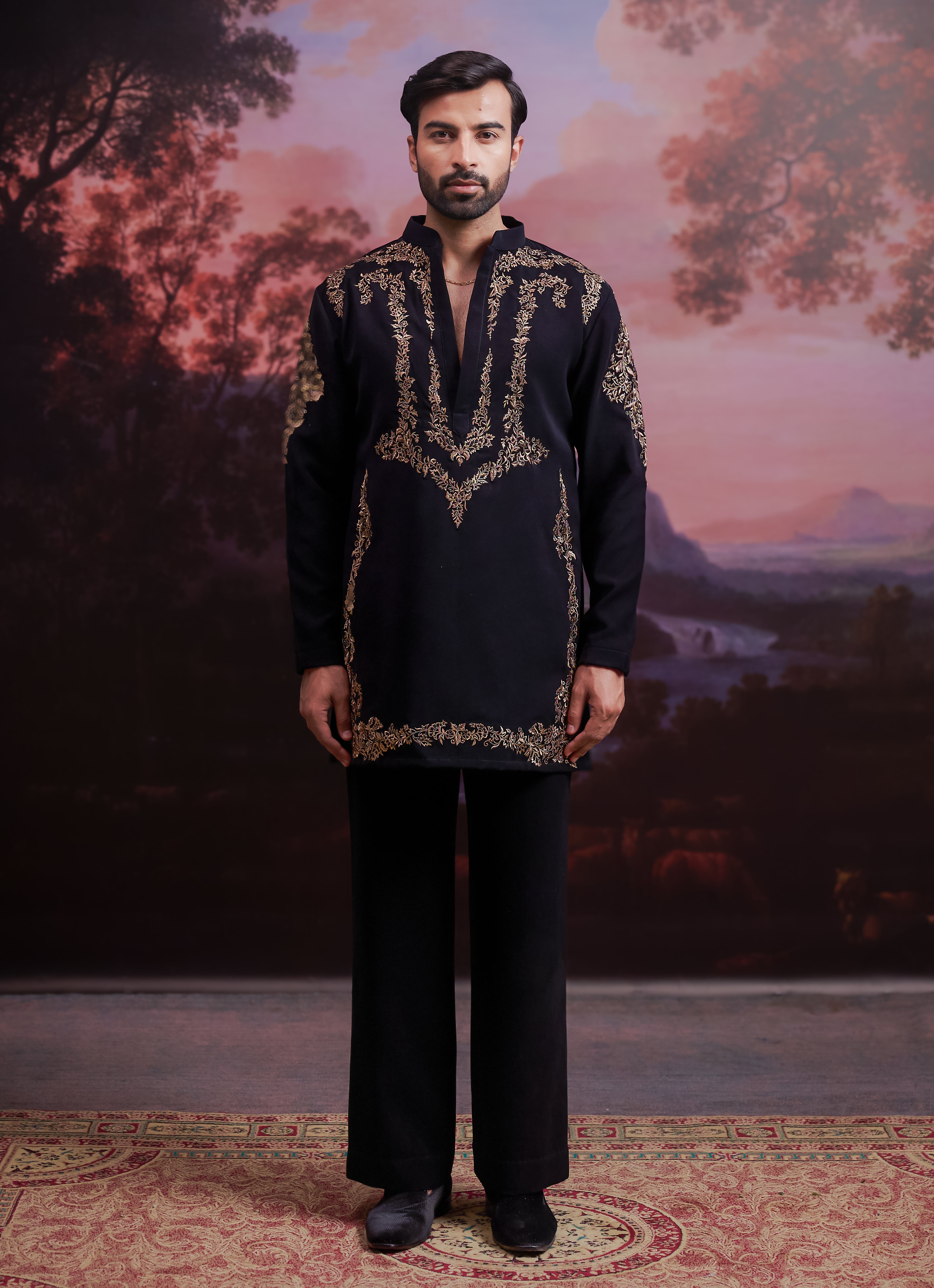 BlackZariEmbroideredKurtaSet_1.jpg