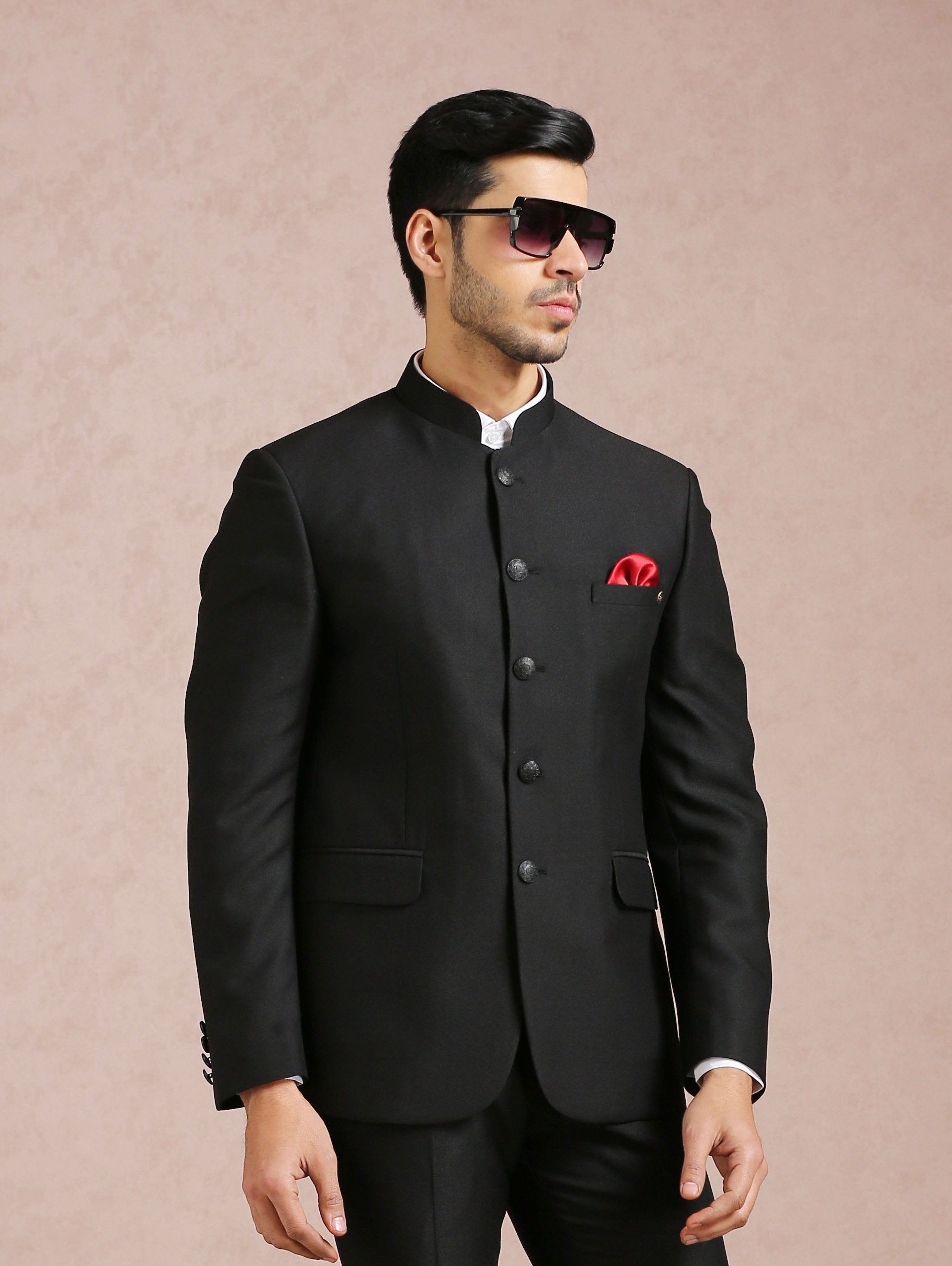 Elegant Black Bandhgala - Traditional Indian Attire
