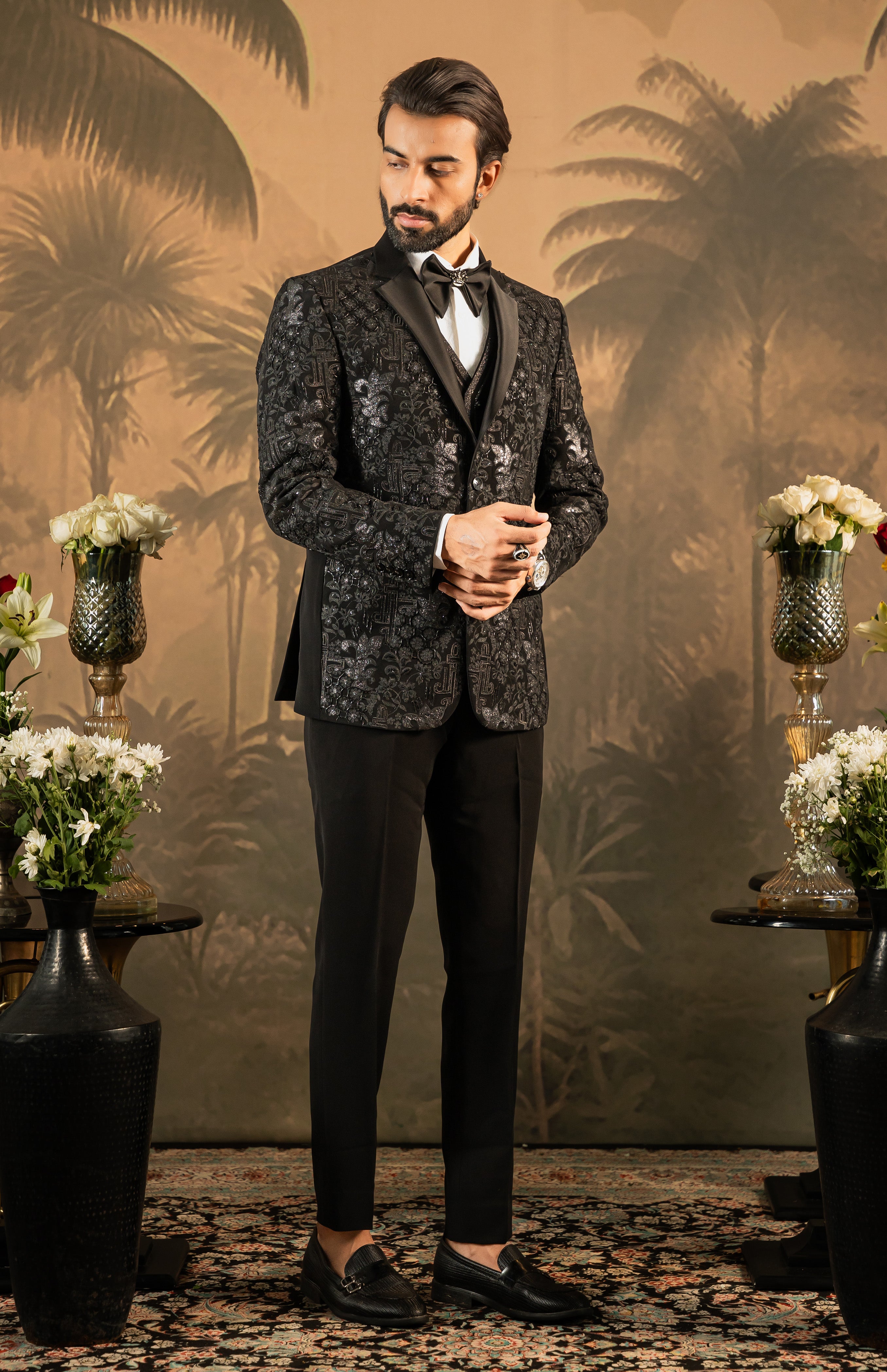 Men's Black Tuxedo - Sophisticated and Stylish

