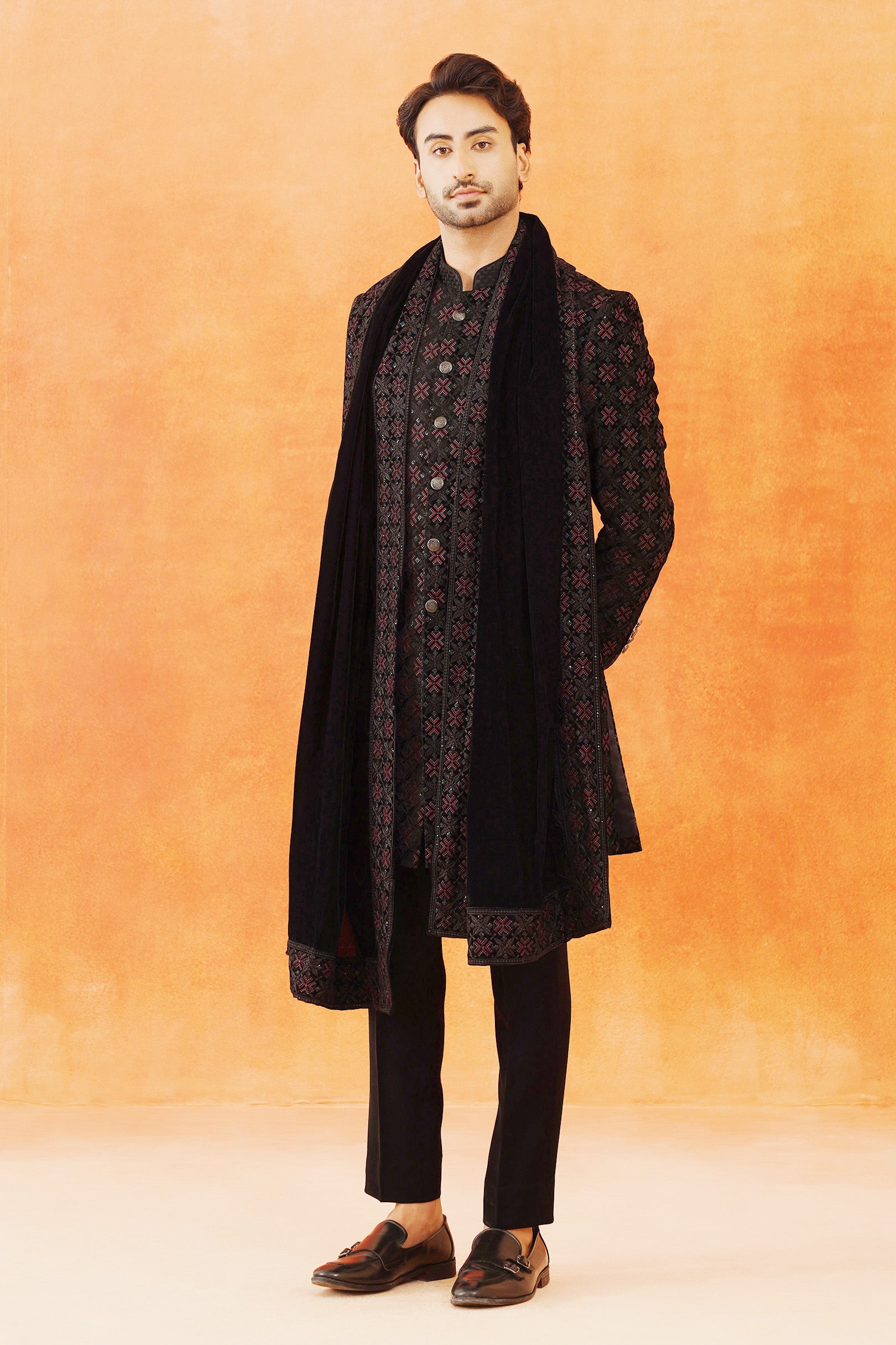 Men&#39;s Black Embroidered Velvet Indo-Western with Dupatta - Luxury Indian Fusion Wear

