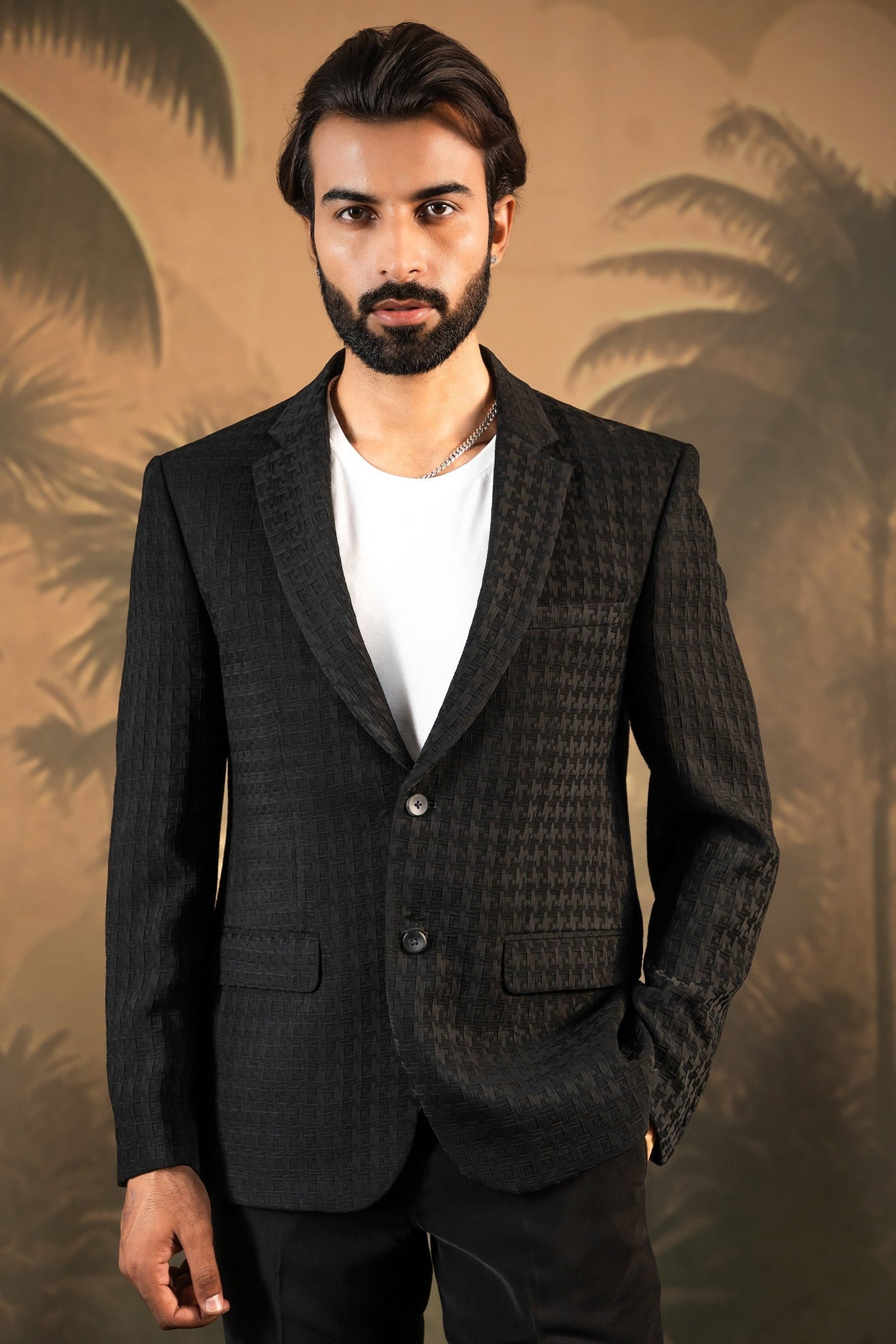 Men's Black Structured Pattern Blazer - Modern Formal Wear

