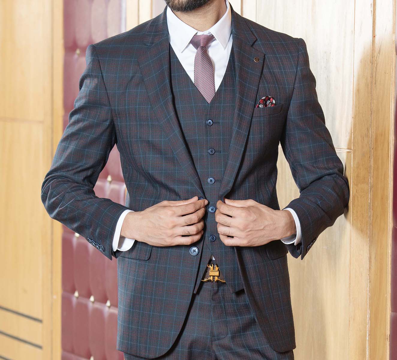 Stylish Brown 5-Piece Suit with Check Pattern - Perfect for Weddings and Formal Occasions

