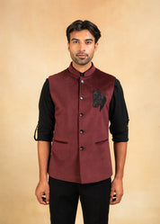 Wine bundi with hand embroidered motif