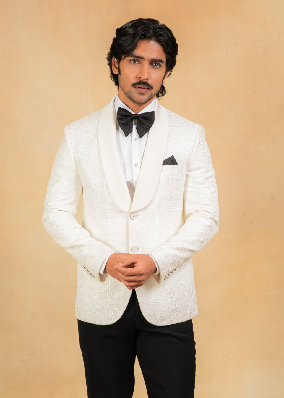Embroideredwhitetuxedosuit_4.png
