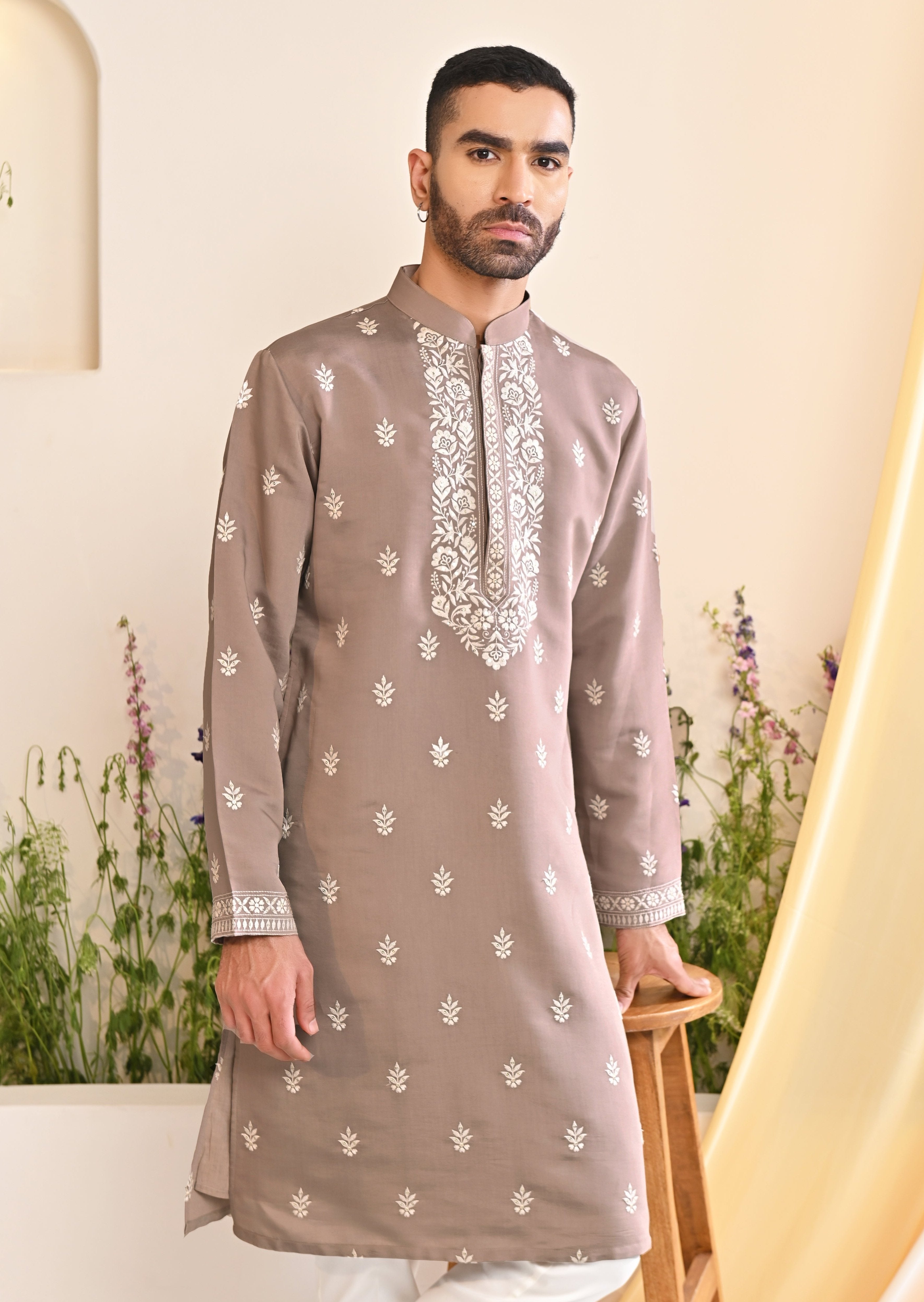 Men&#39;s Grey Embroidered Kurta Pyjama Set - Traditional Indian Attire

