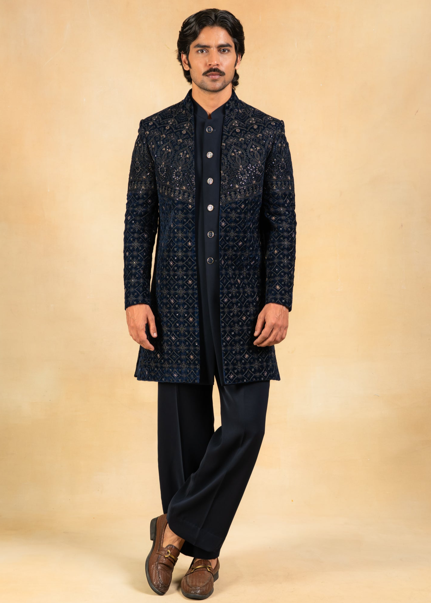 Navyblueopenvelvetindowestern_3.png
