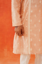 Elegant Pink Embroidered Kurta - Perfect for Festive Occasions
