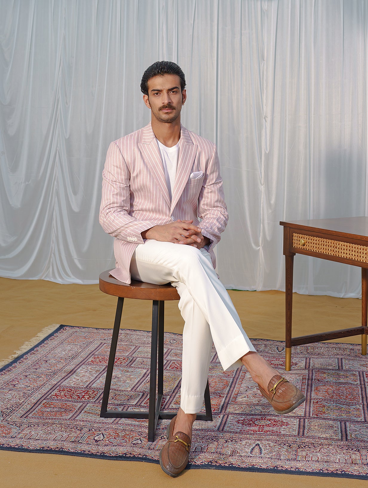 PinkBroadstripeSuitwithcreamtrousers_2.jpg