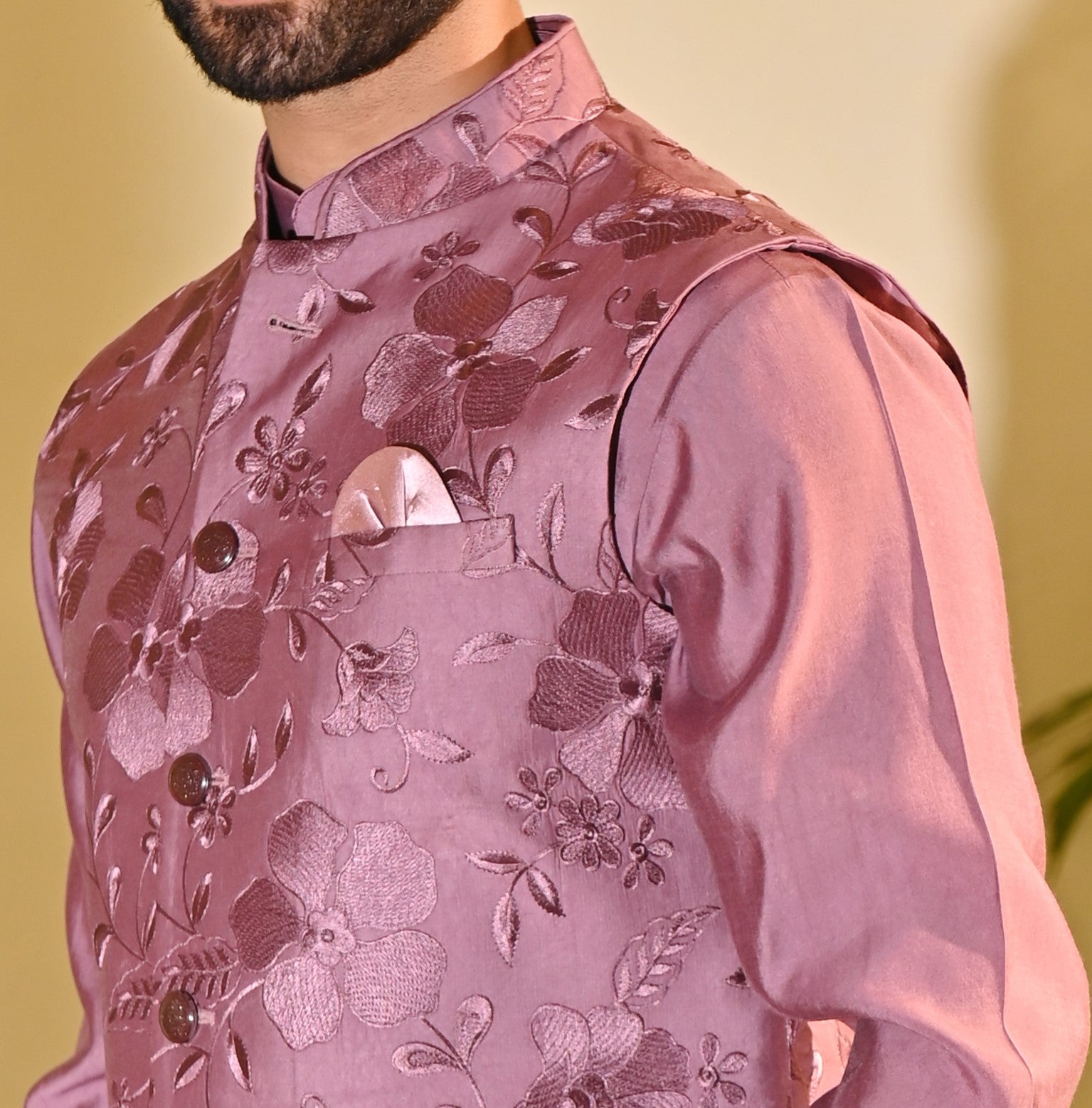 Stylish Pink Kurta Bundi Set with Intricate Embroidery
