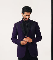 An elegant purple suit, modern men's fashion.

