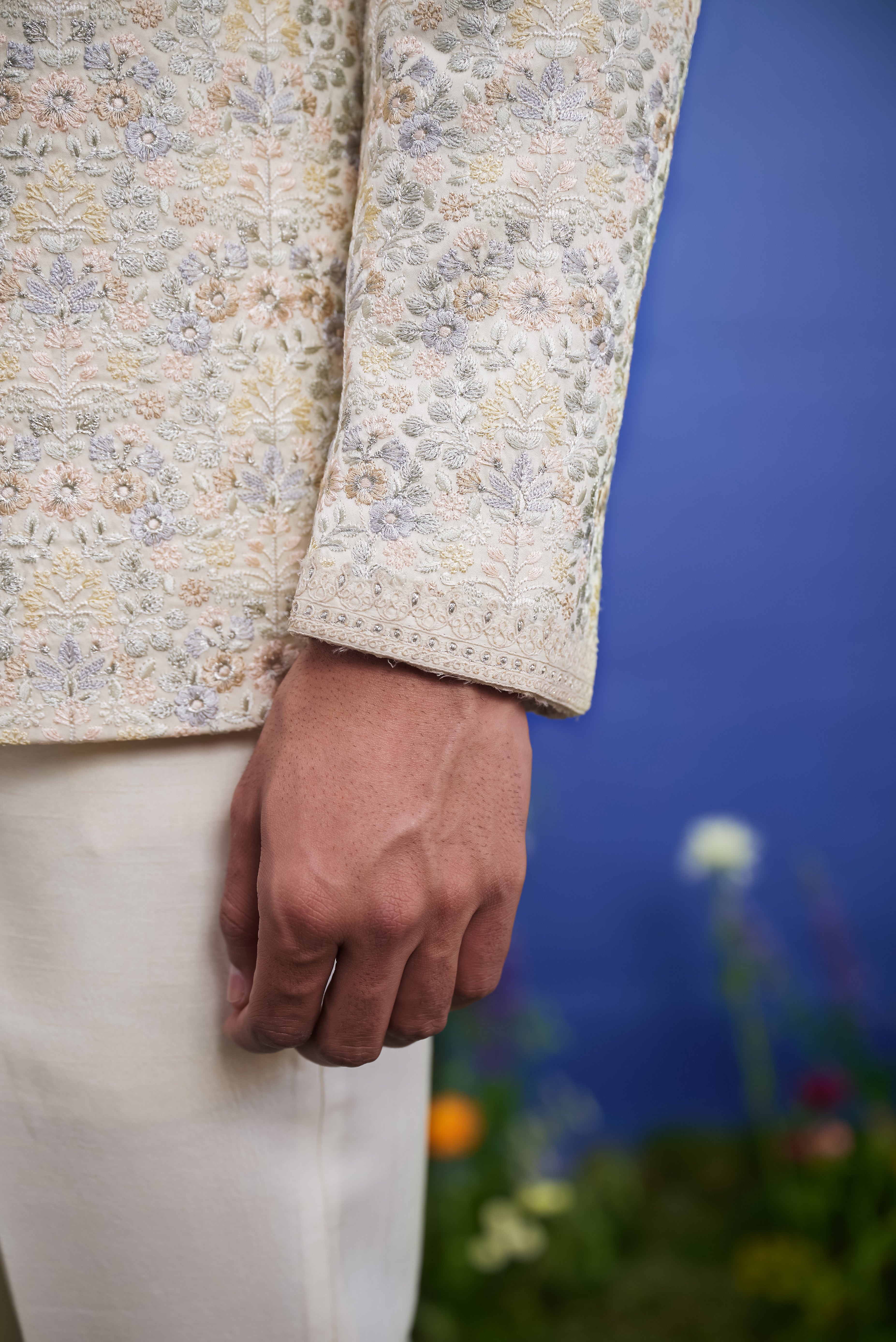 Men's beige Bandhgala attire with thread embroidery, suitable for weddings and festivals, available in sizes 36 to 44 and custom.