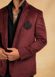 Wine balzer with hand embroidered motif