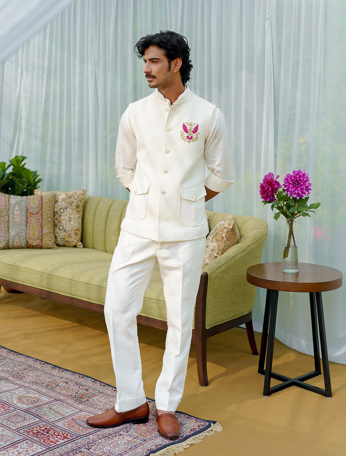 White shirt jacket sets with Eagle motif