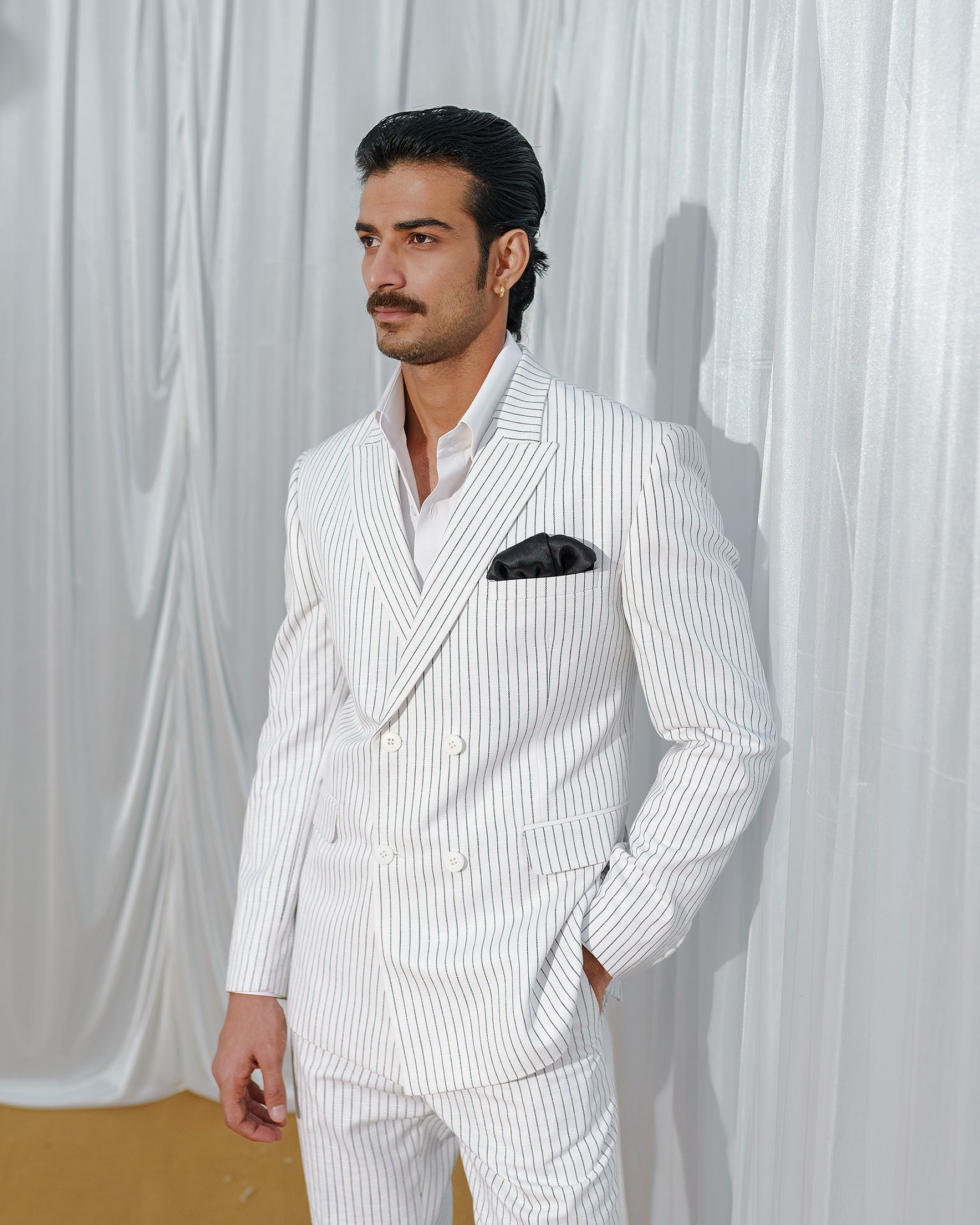 White stripe double breasted Blazer