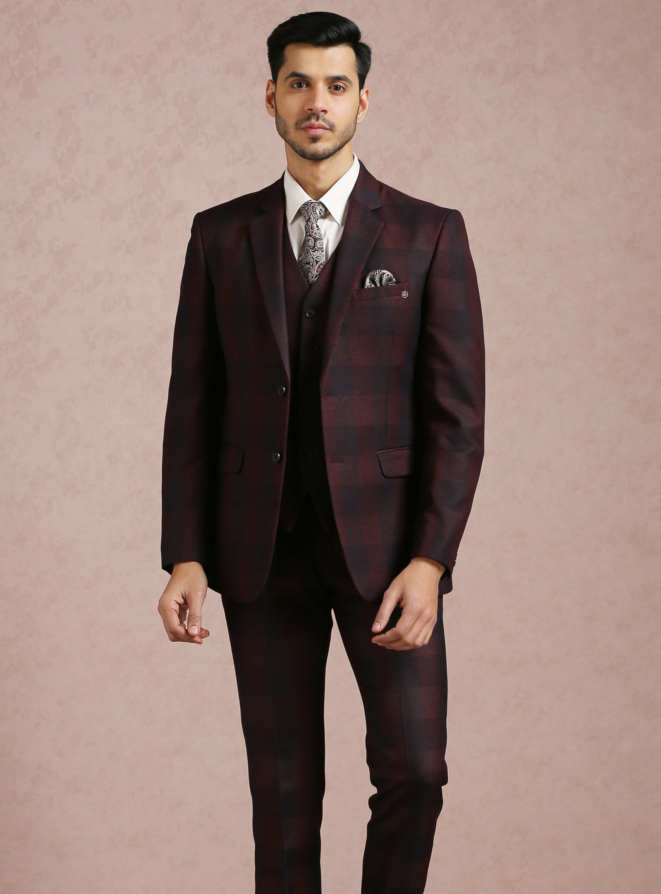 Stylish Wine Broad Checked 5-Piece Suit