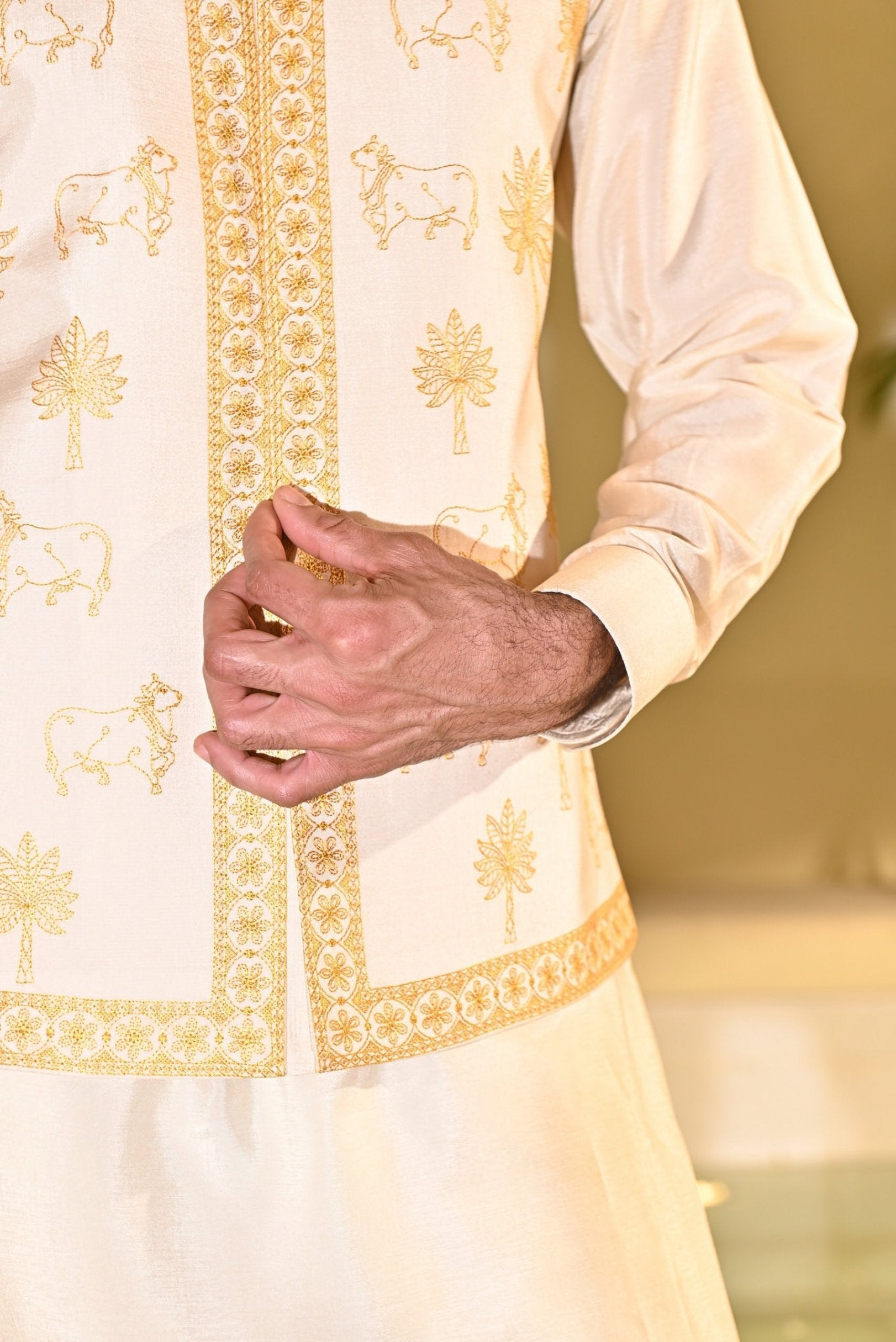  Perfect for Festive Occasions
Elegant Yellow Embroidered Kurta Jacket