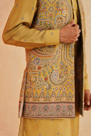 Perfect for Weddings and Parties
Elegant Yellow Printed Embroidered Indo-Western