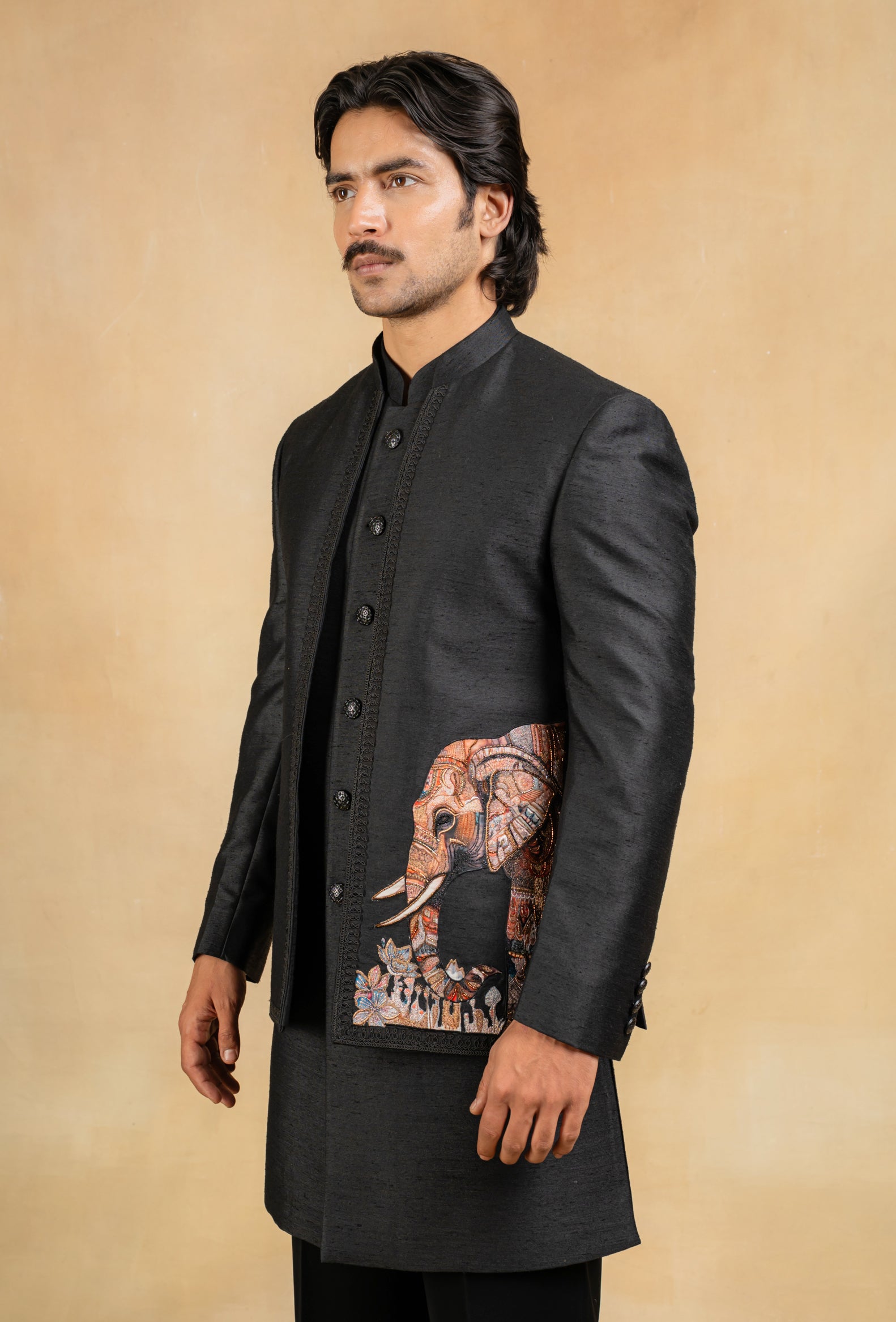 blackdesigneropenindowestern_3_90f3270d-34af-45c3-98d9-d089be58b56a.jpg