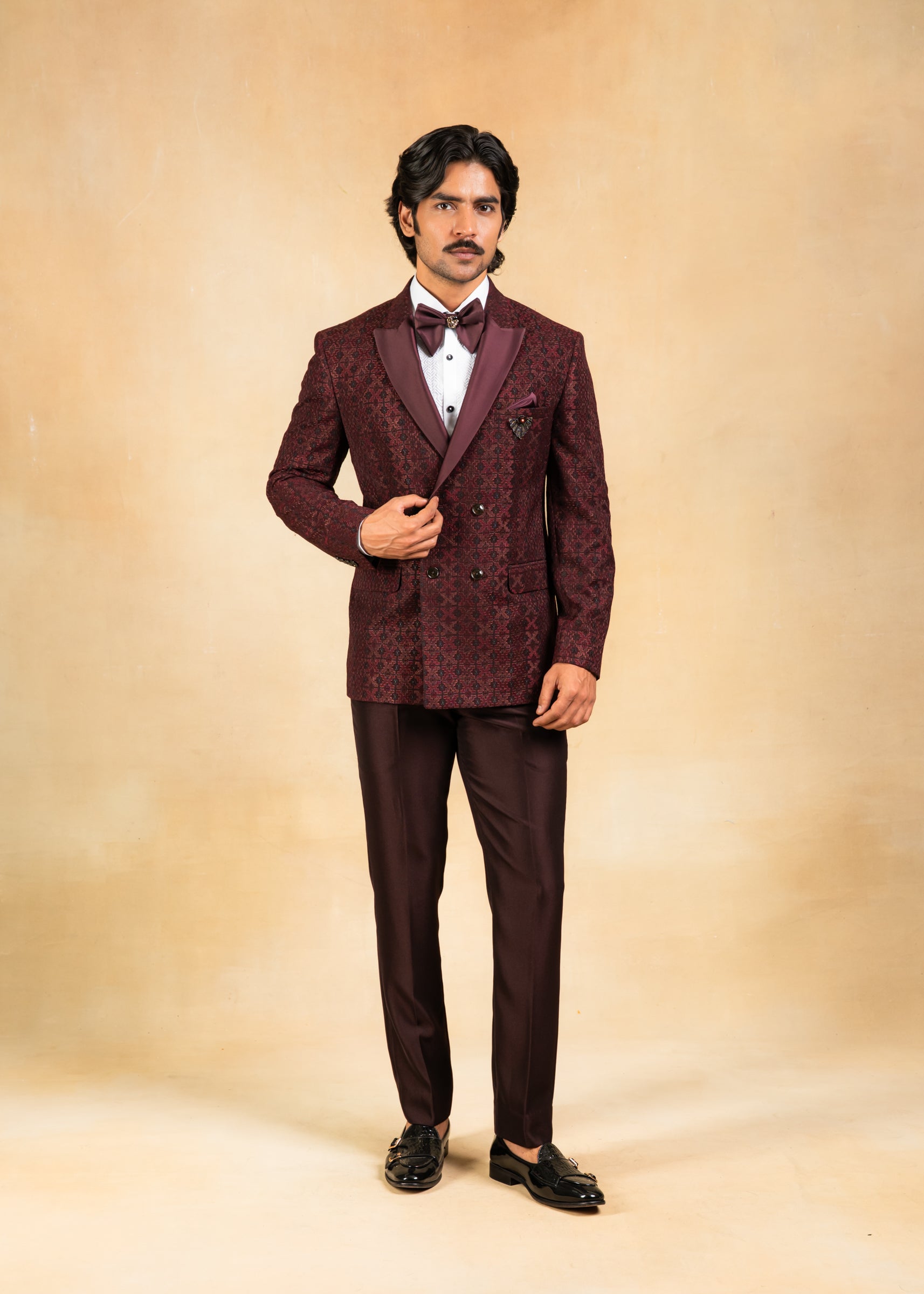 winedoublebreastedsuit_3.jpg